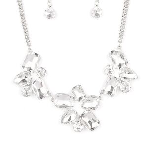 Paparazzi Dazzling Silver Gem Necklace Set
